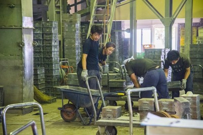 株式會社能作》高岡百年銅鑄造產(chǎn)業(yè),轉守為攻的品牌創(chuàng)新戰(zhàn)略